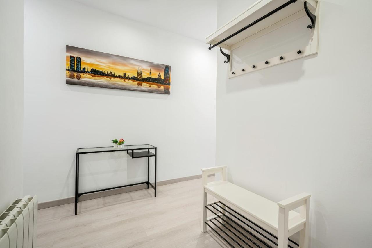 Sagrada Familia C&D Lovely Apartment Барселона Екстер'єр фото